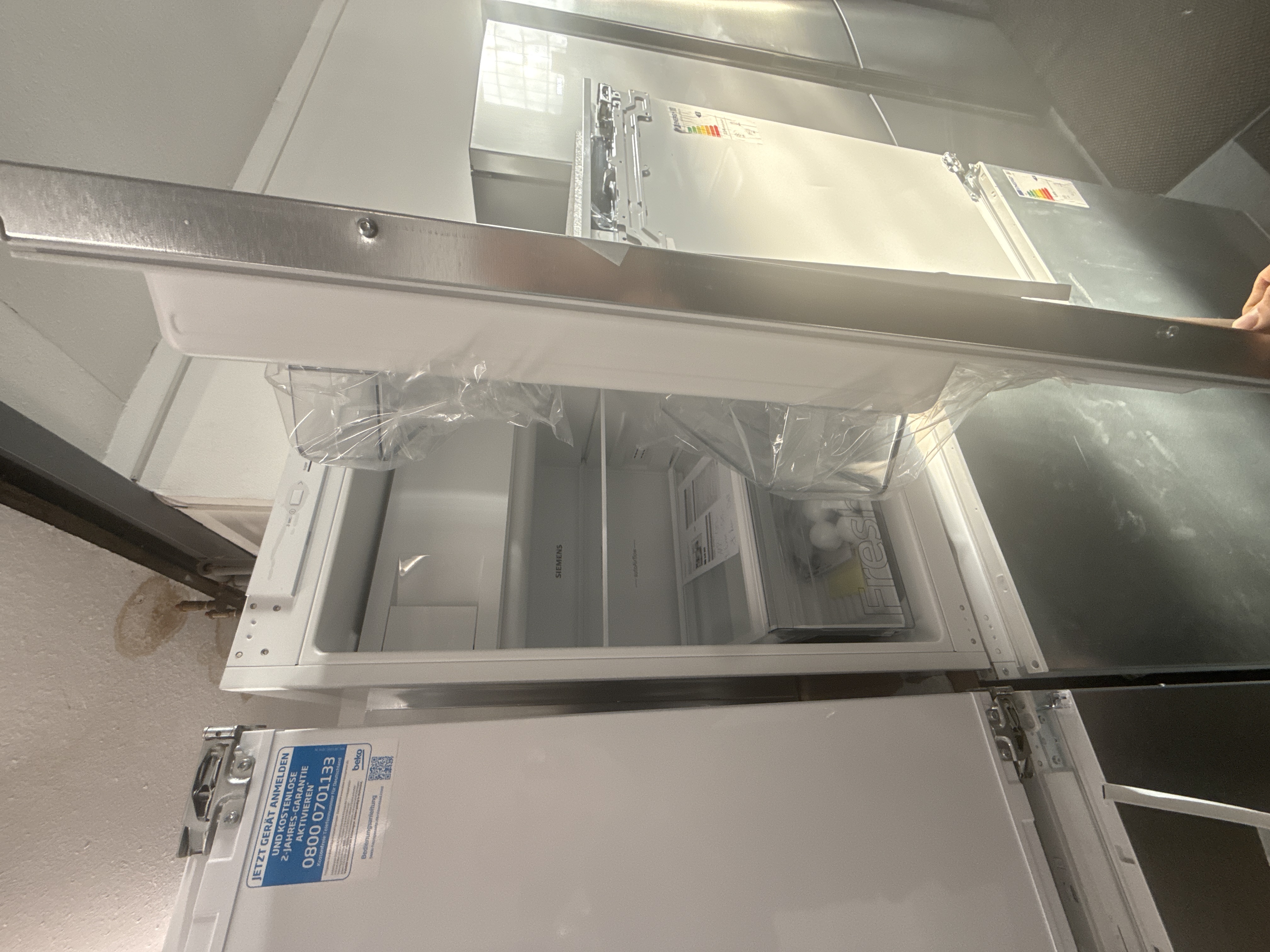 Einbaukühlschrank Schlepptür 88er Siemens KI22LNSE0