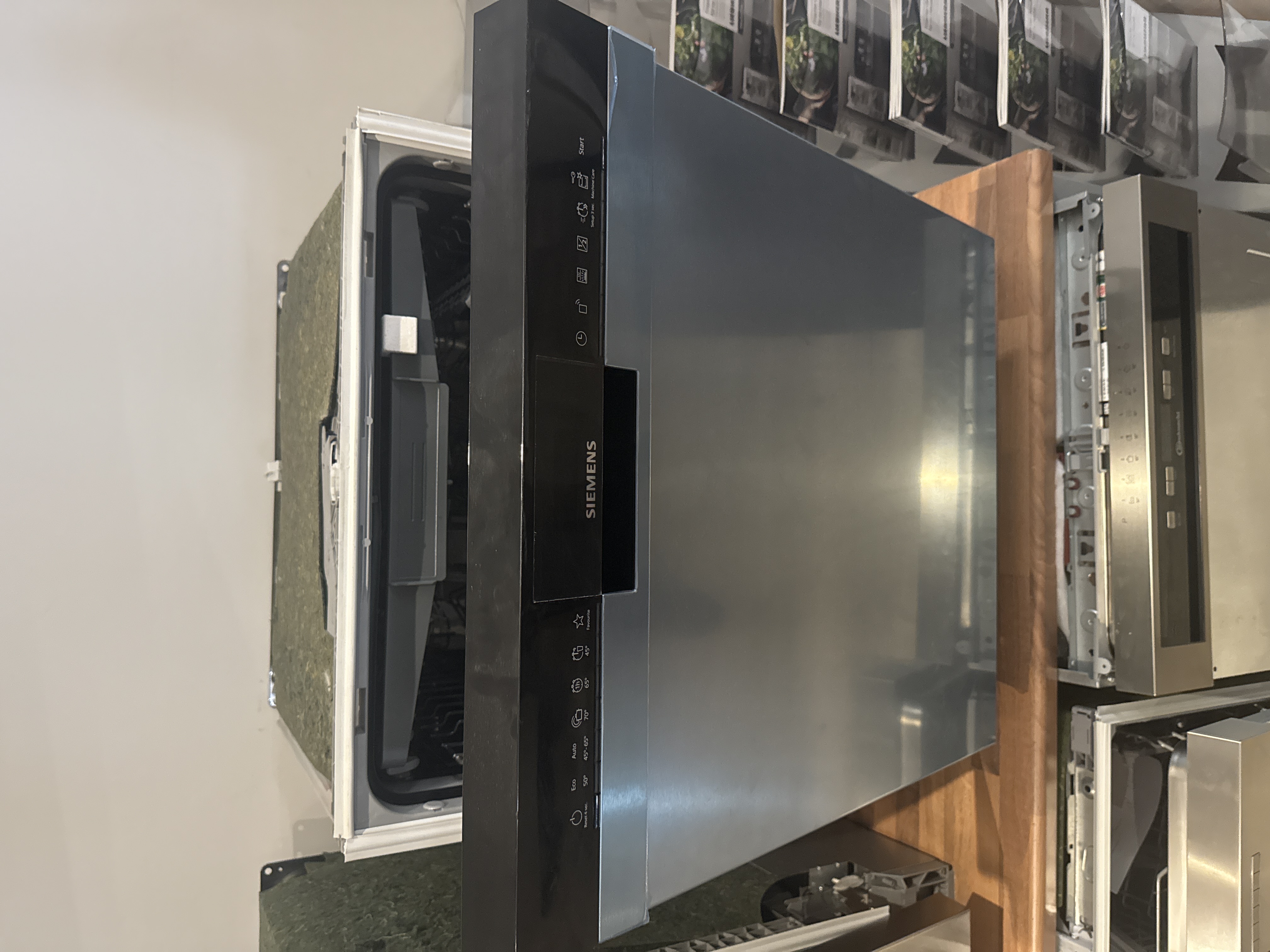 Unterbau-Geschirrspüler Siemens SN43ES06VE/01