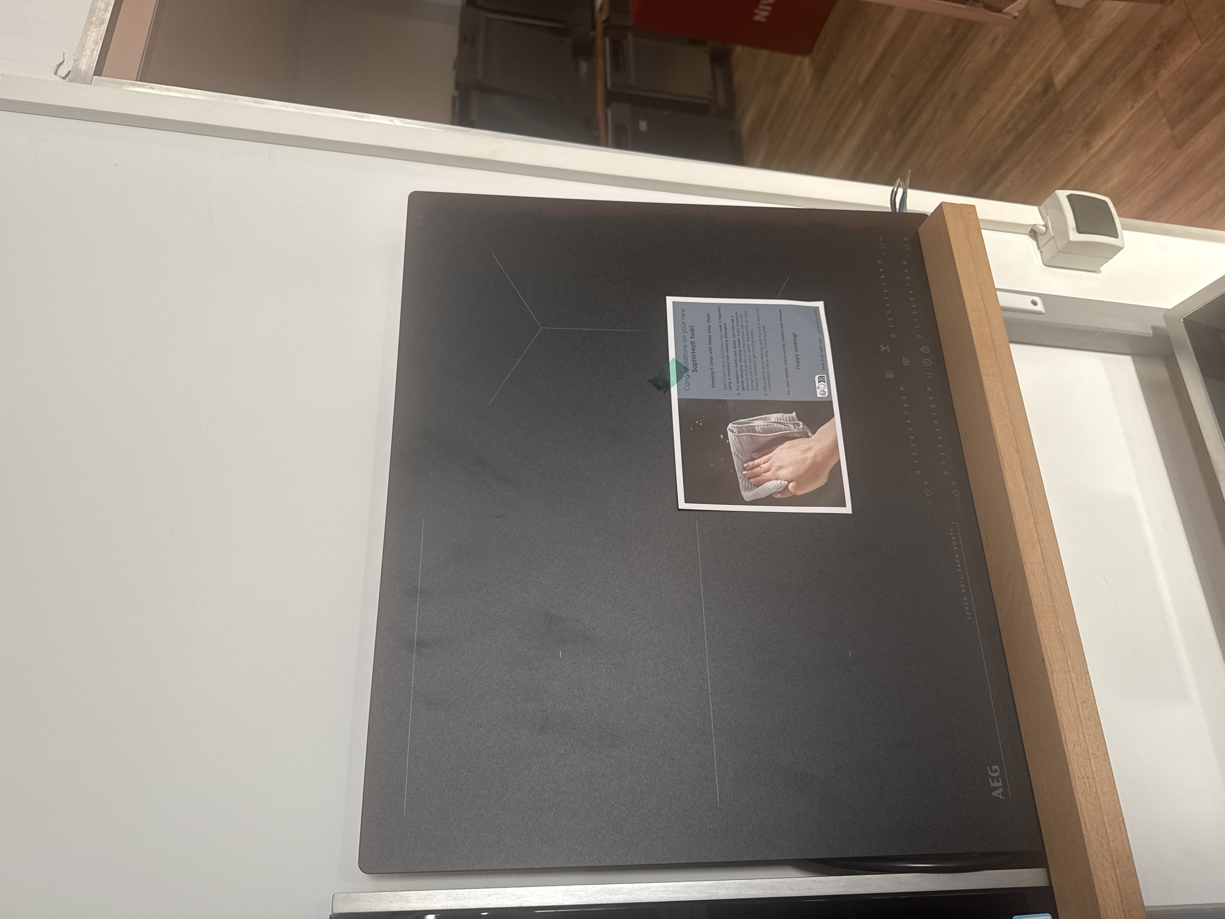 Induktionskochfeld 60 cm AEG TI64IB1CIZ autark