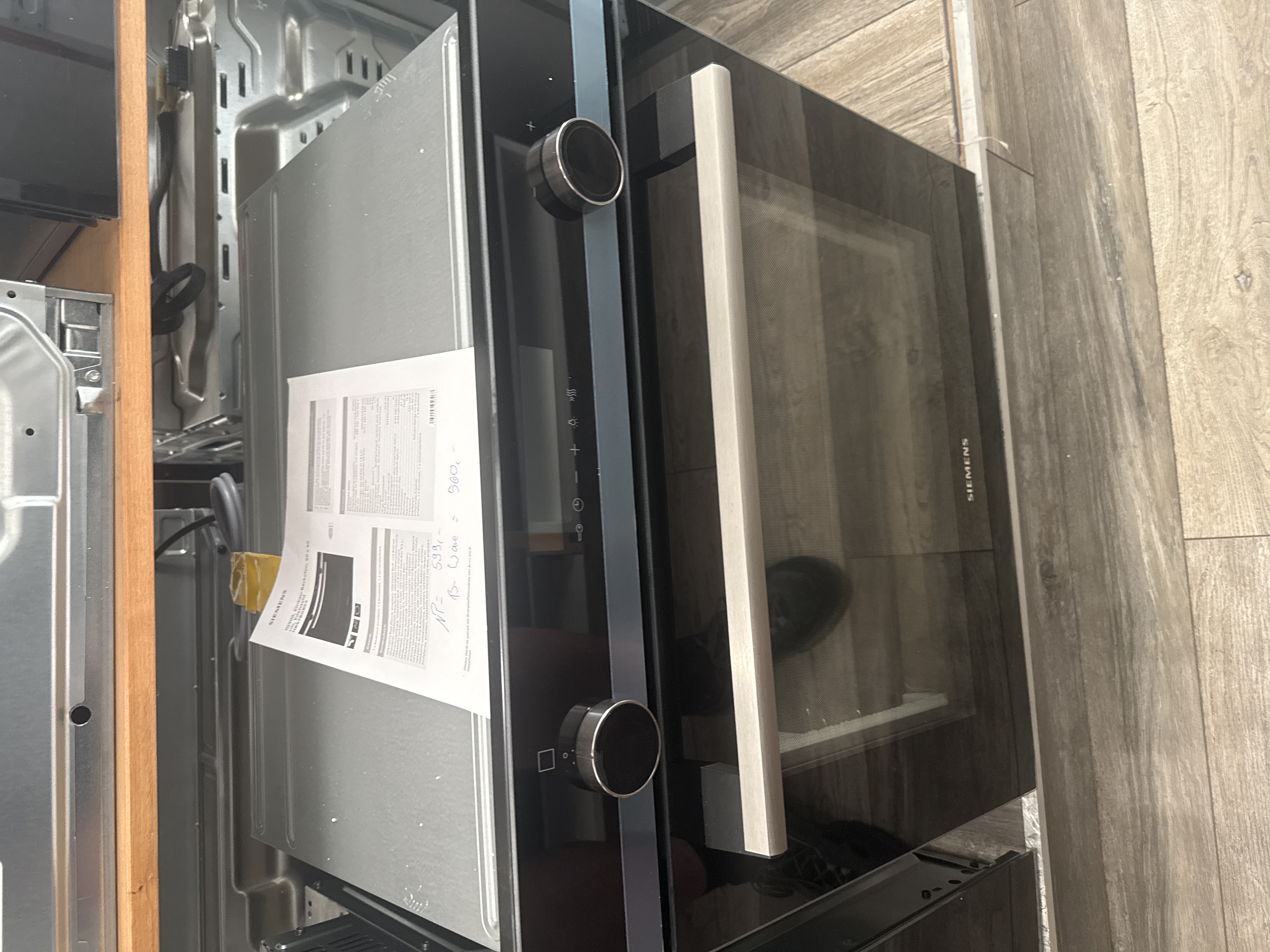 Backofen Autark Siemens HB578GBS3