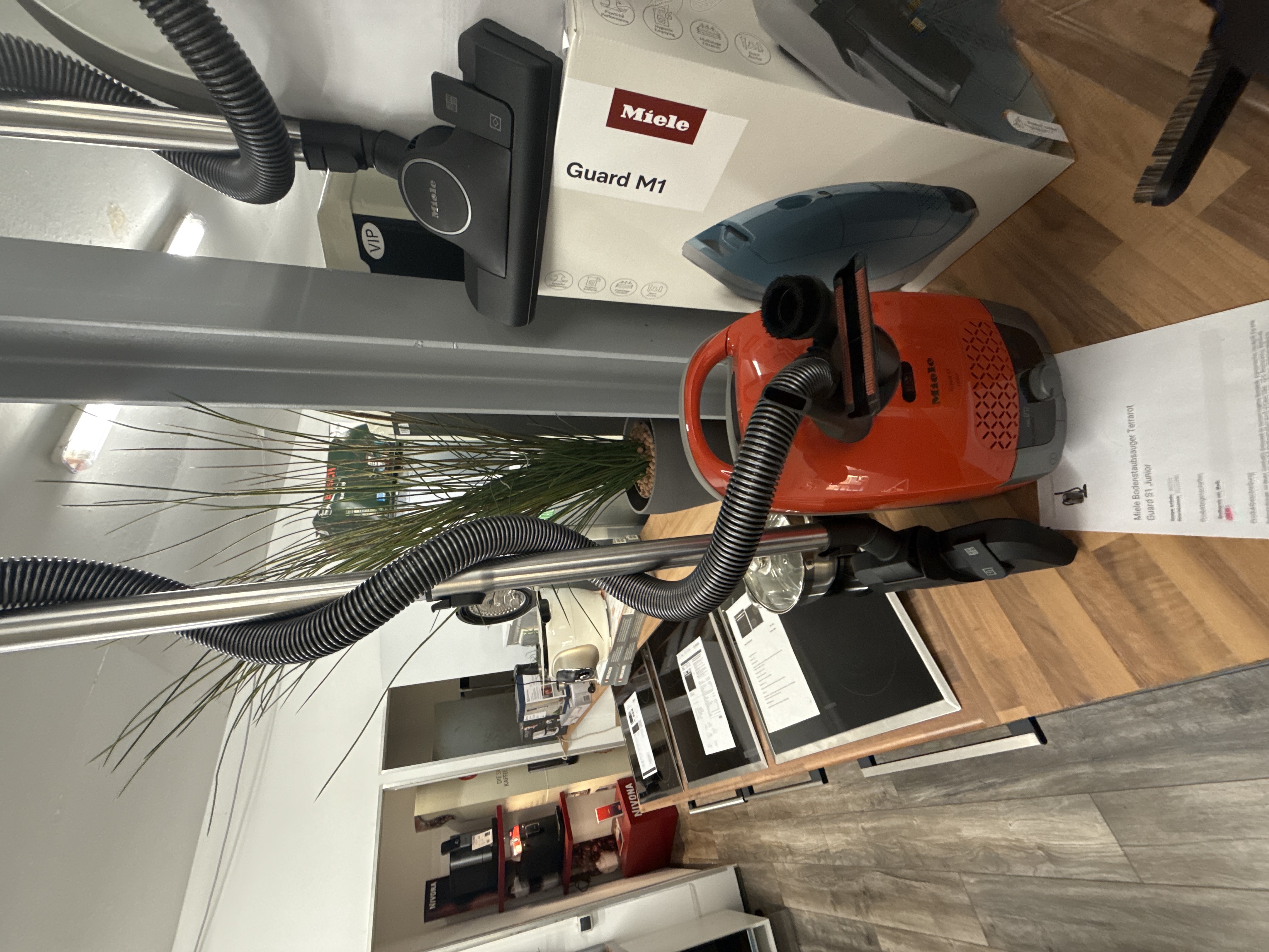 Bodenstaubsauger Miele Guard S1 Junior