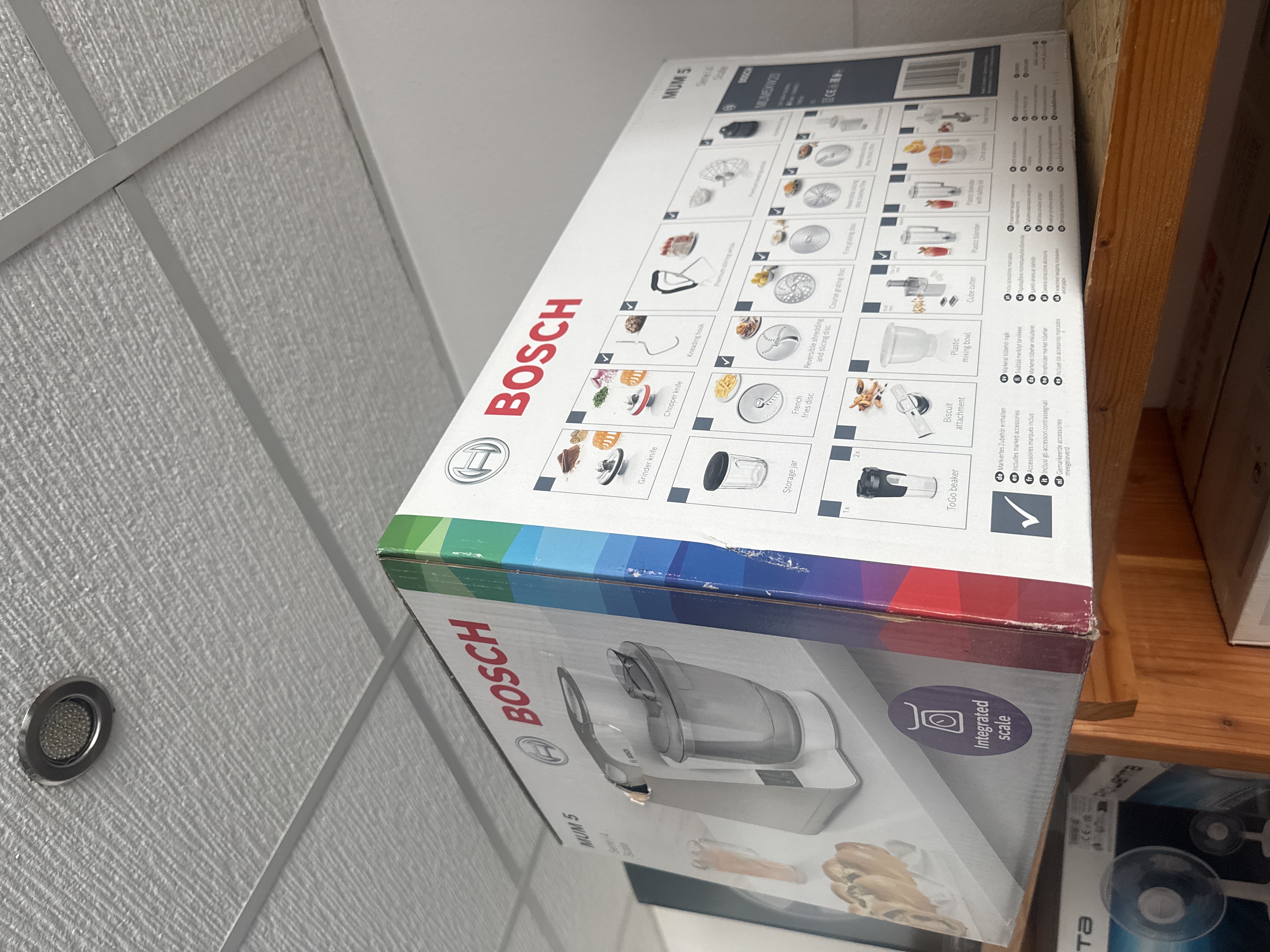 Küchenmaschine mit Waage